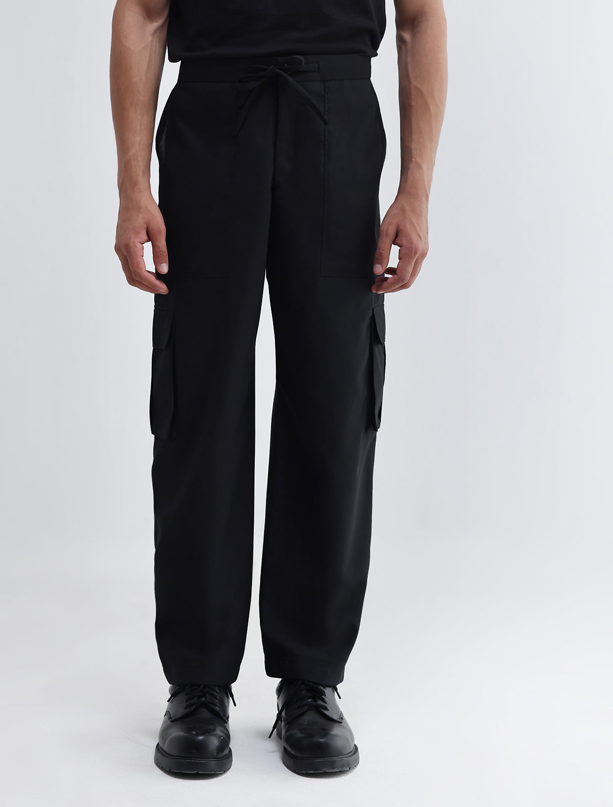 BLACK JOG CARGO PANT