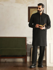 BLACK-CRINKLED KURTA PAJAMA