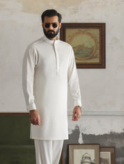 WHITE-CRINKLED KURTA PAJAMA