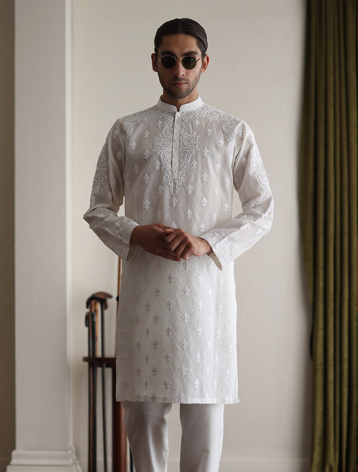 OFF-WHITE HEAVY EMBROIDERED KURTA