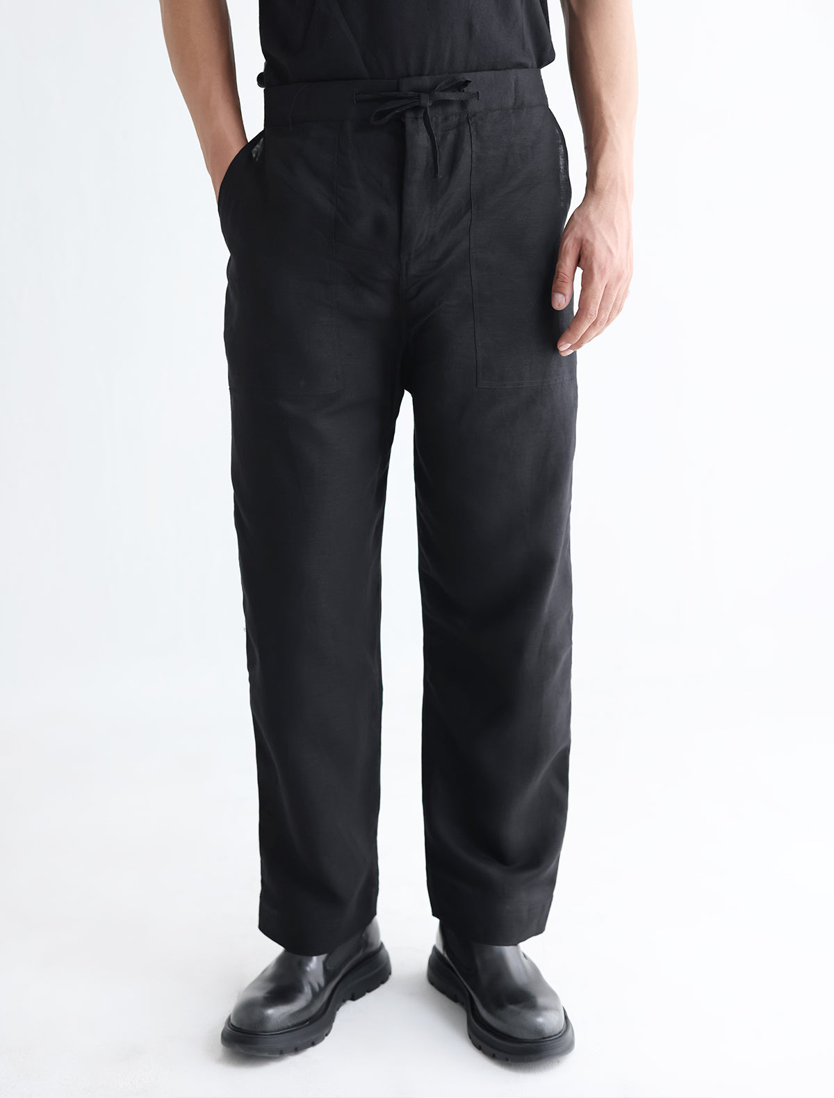 BLACK JOG PANT