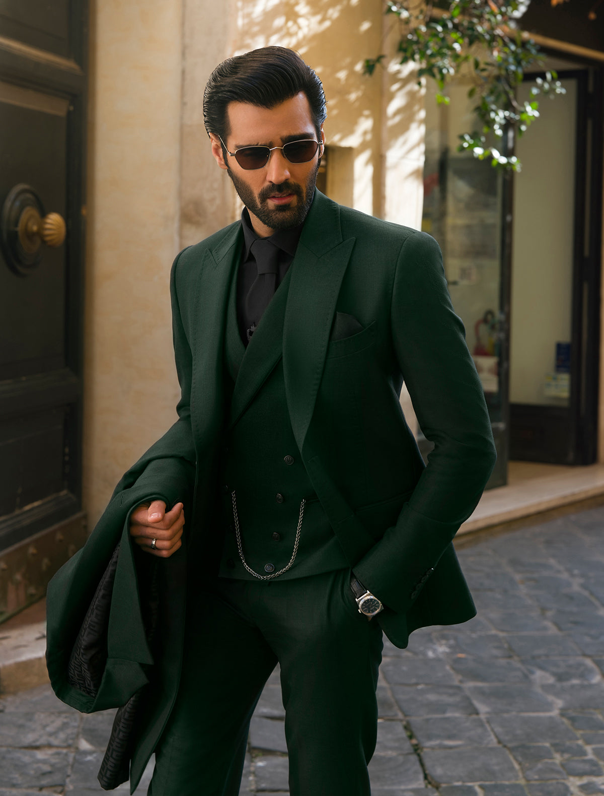 GREEN THREE PIECE SUIT