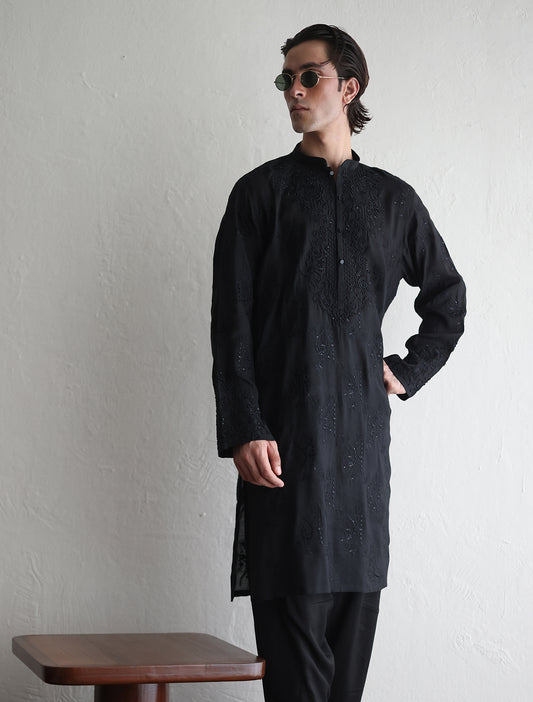 Black embroidered kurta with heavy embellishment