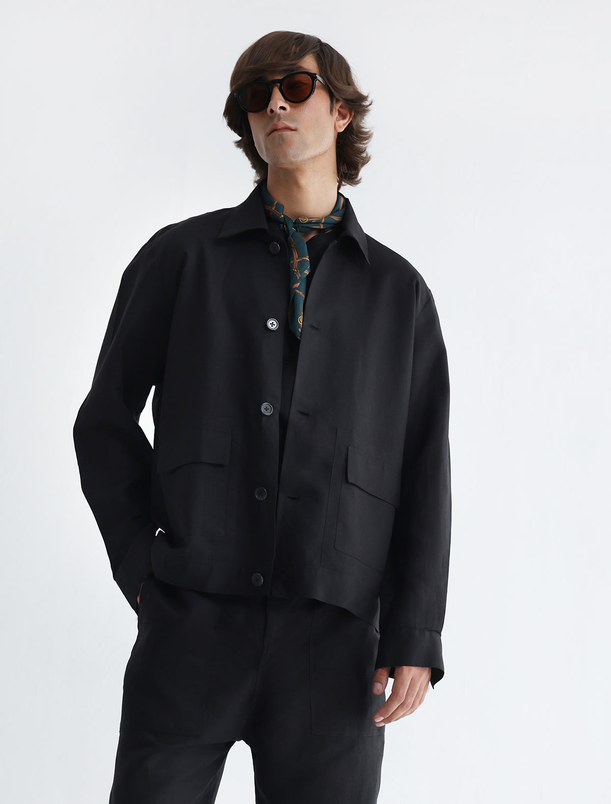 BLACK LINEN OVERSHIRT