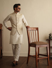 Light beige jacquard waistcoat