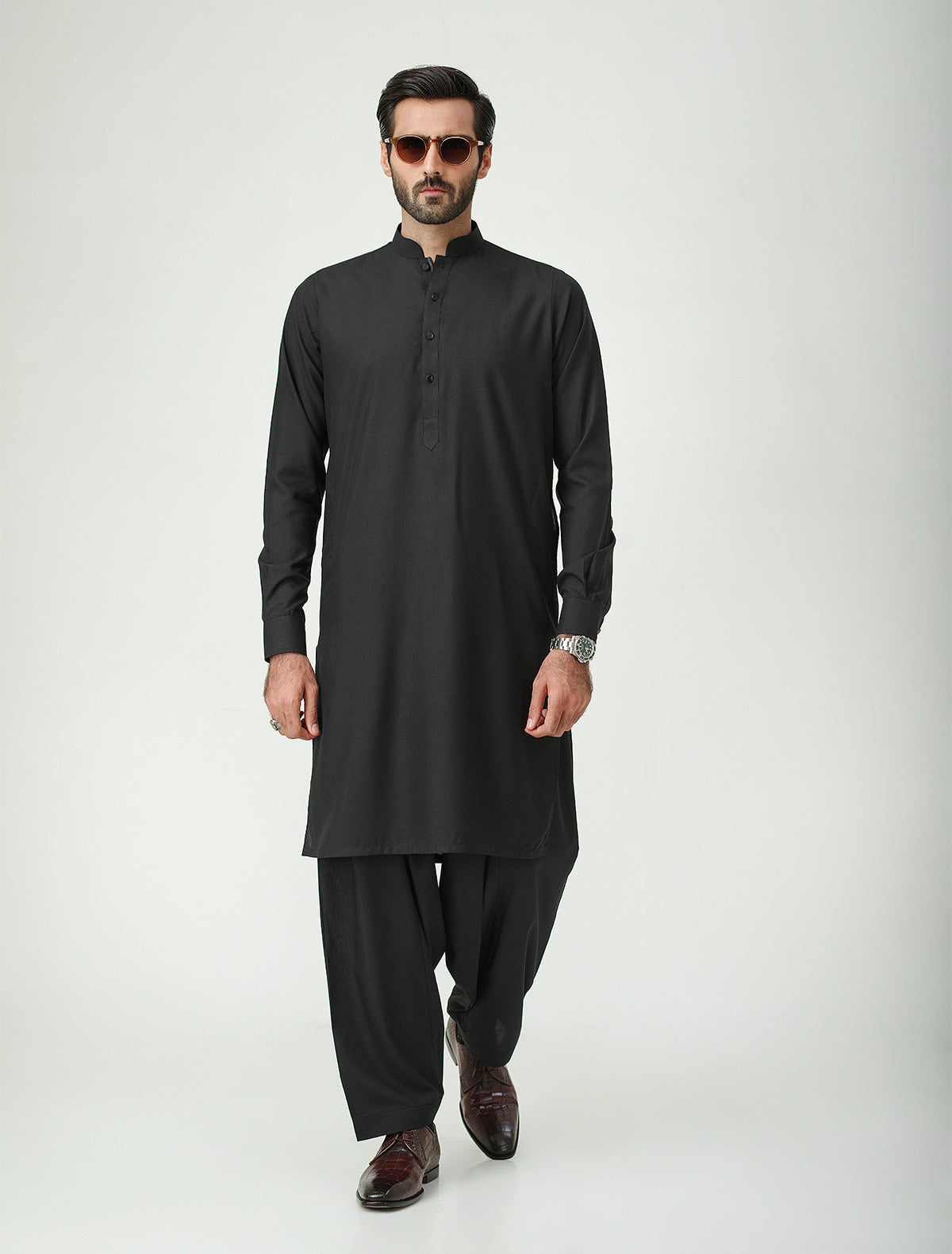 CLASSIC BLACK KAMEEZ SHALWAR – Ismail Farid Pakistan